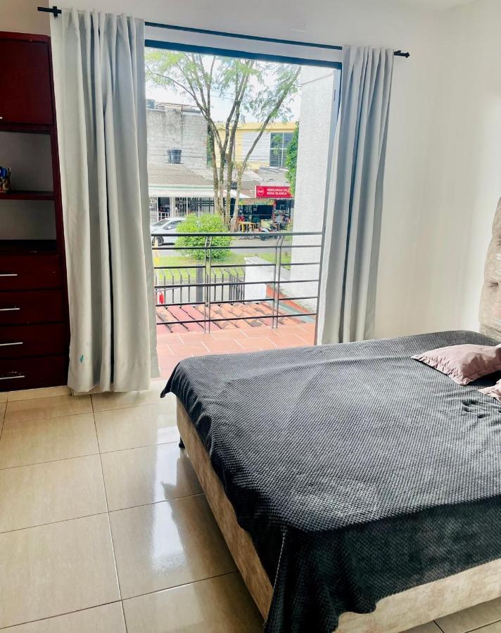 فيلافيسينسيو Hostal Roma المظهر الخارجي الصورة